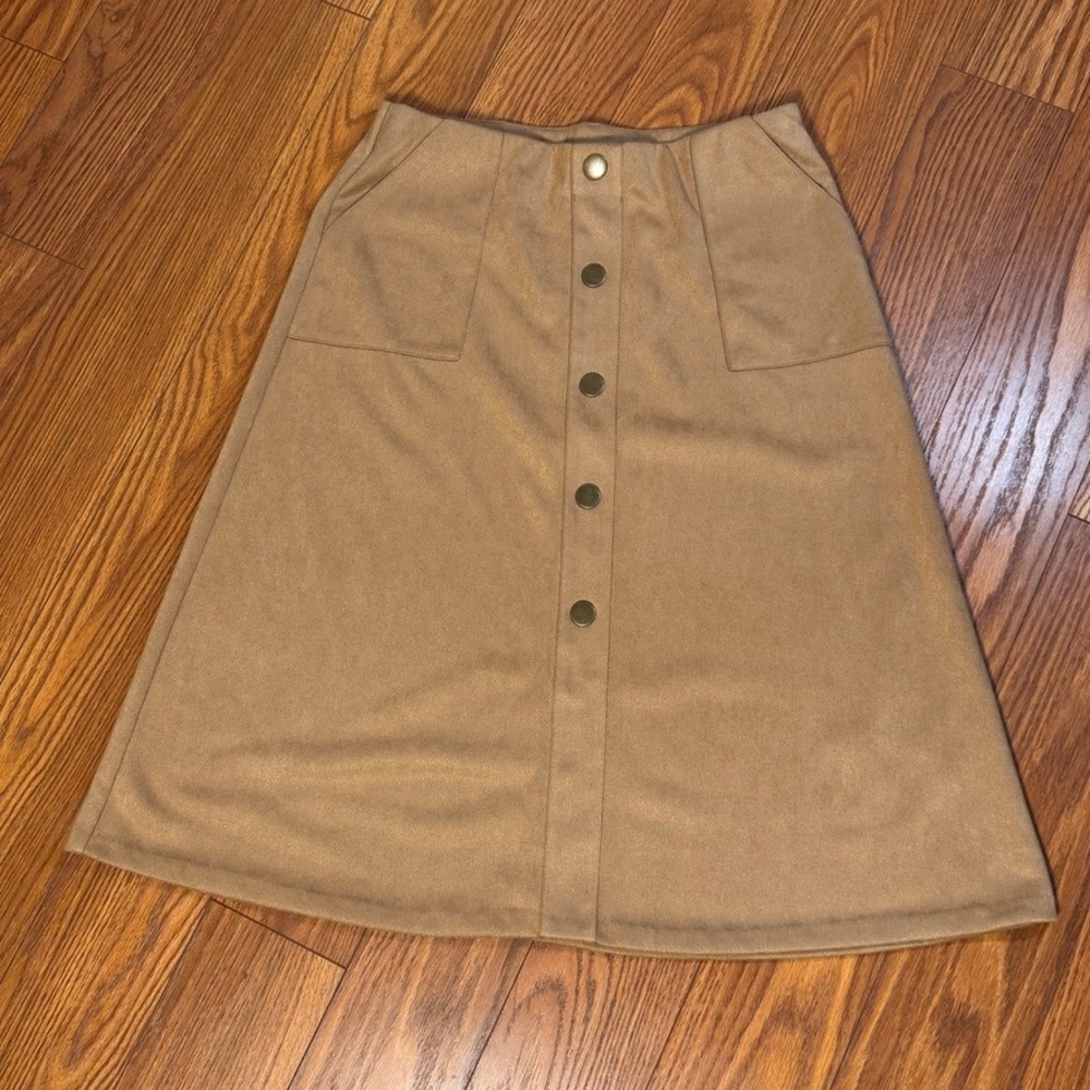 Cato Womens Faux Suede Button Front A-Line Skirt Camel Tan Midi Pockets Medium